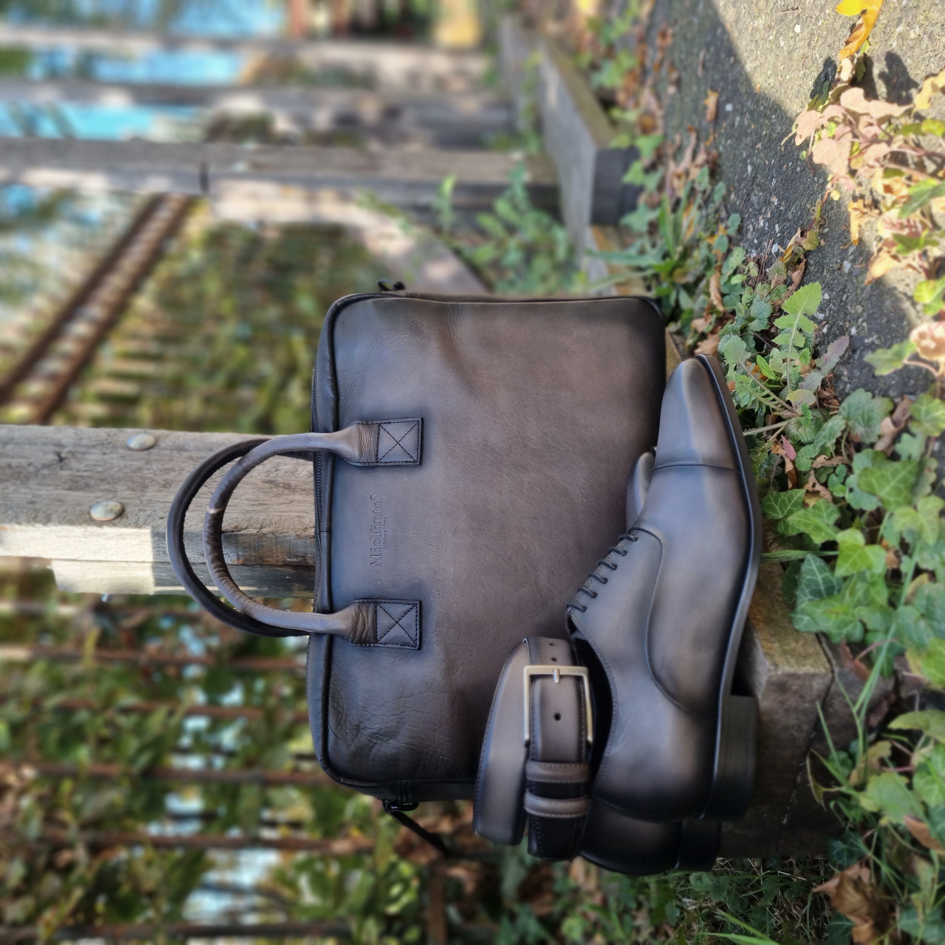 Laptoptas Firenze Asse - Asse met schoen en riem - FIR - Asse